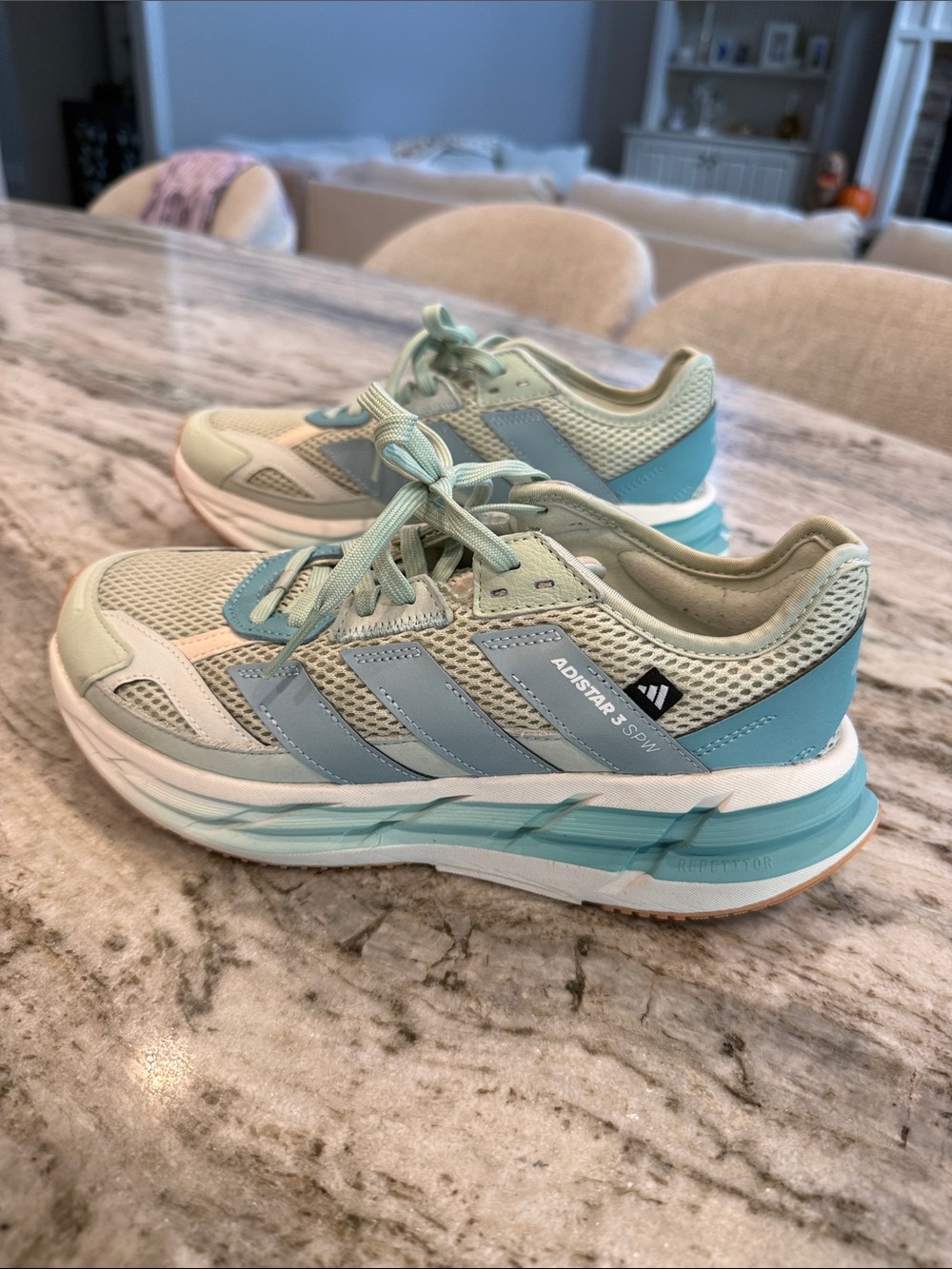 adidas Adistar 3 SPW women’s size 7.5